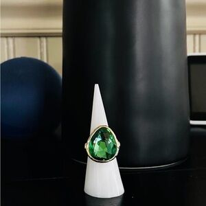 Elegant Gold tone with green crystal, women's ring, size 6